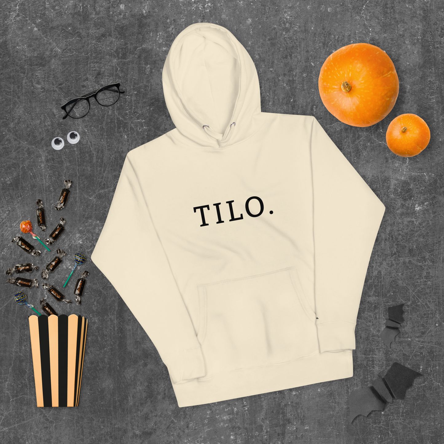 tilo. classic hoodie